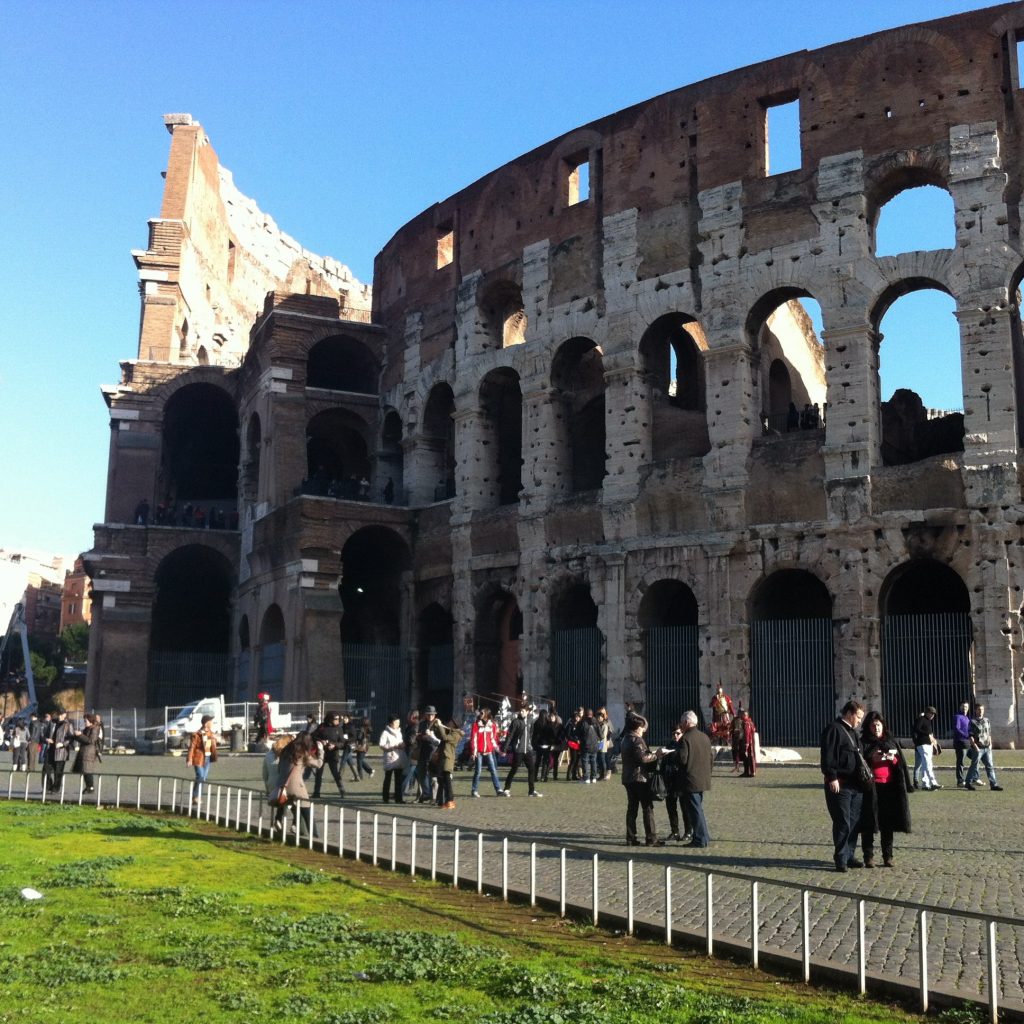 Coliseu de Roma e o Arco de Constantino - Confira a viagem!