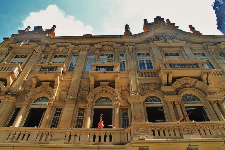 Quais são os prédios mais antigos de São Paulo? Descubra aqui! 4 Prédios mais antigos de SP - Palacete Tereza Toledo Lara