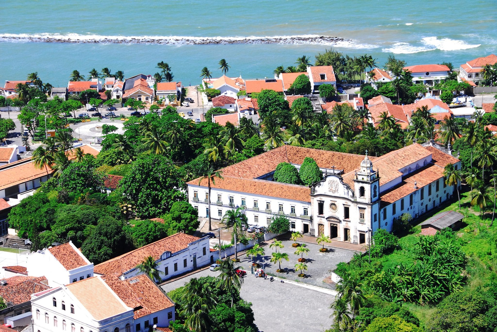 O Encanto do Barroco: A Arquitetura das Igrejas de Olinda