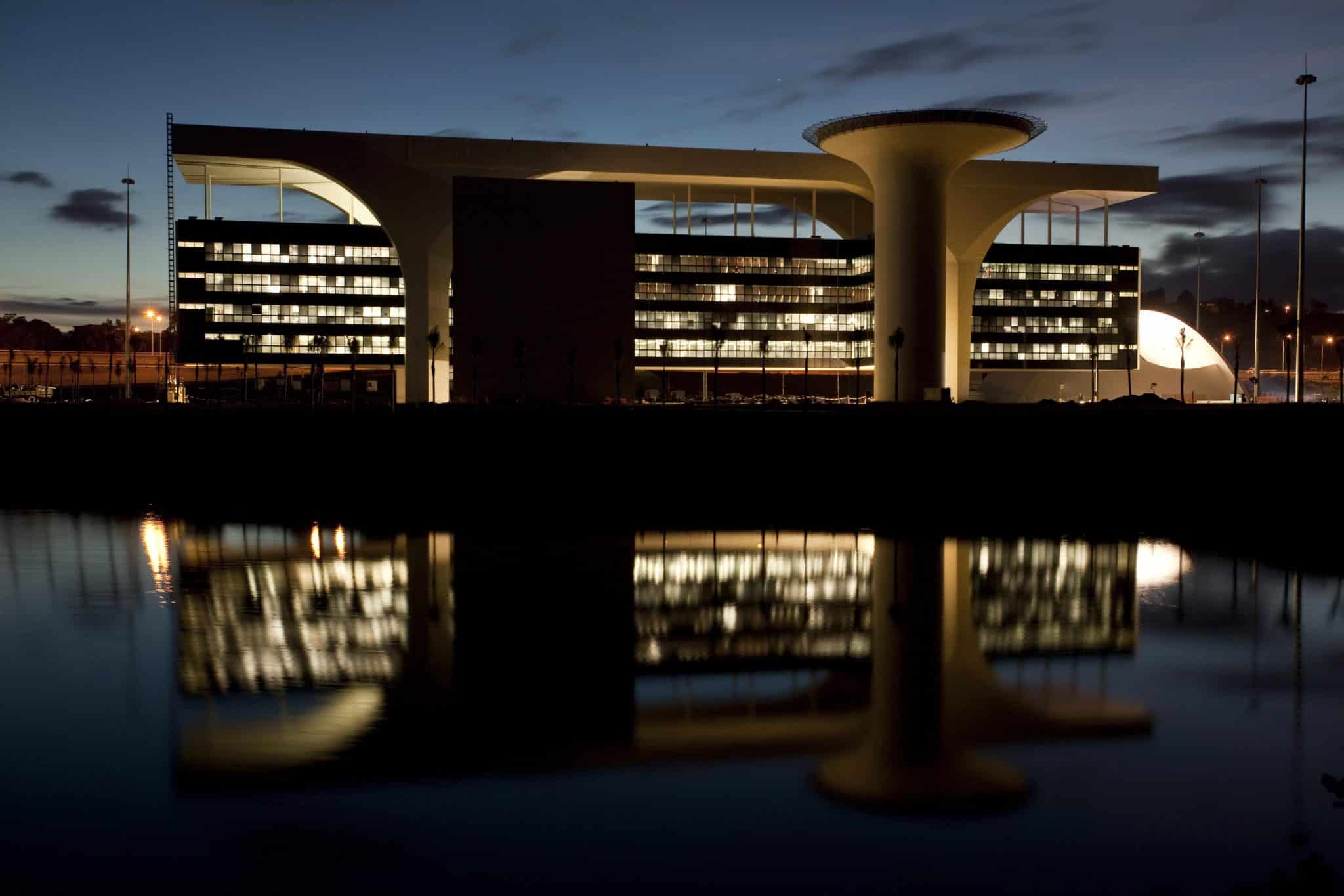 maiores arquitetos brasileiro