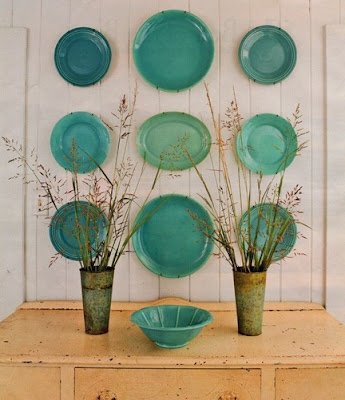 decorar a parede com pratos