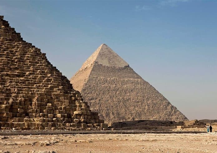 Pirâmides do Egito – Capa