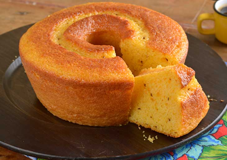 Receita de Bolo de fubá fofinho fácil