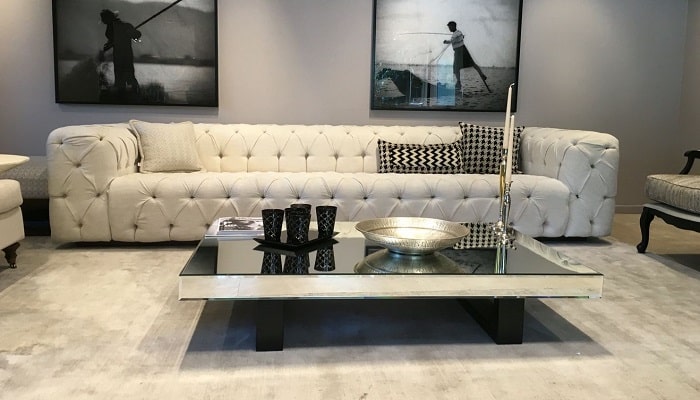 Sofá capitonê em veludo