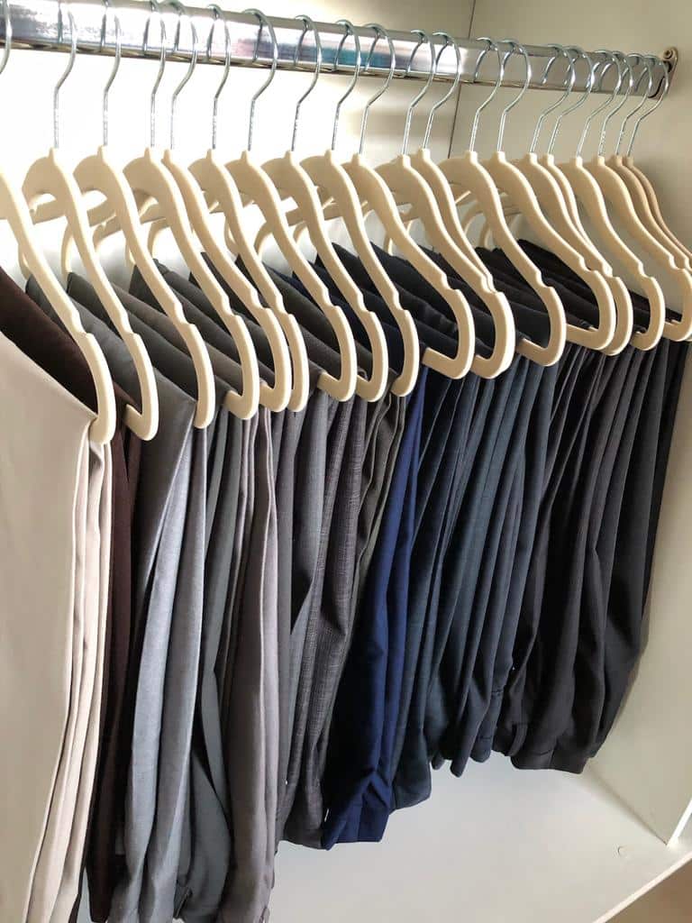 Casa Organizada - 10 Dicas que transformarão sua vida! 9 Arrumação do Closet - Dicas de como ganhar espaço no armário!