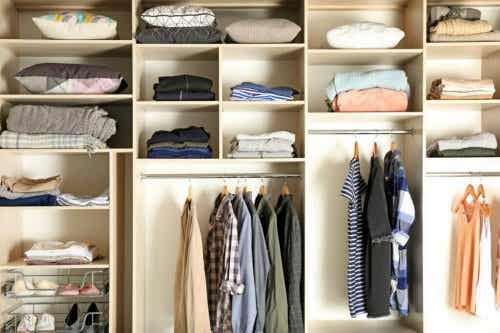 Como organizar closets - Dicas de como ganhar espaço no armário!