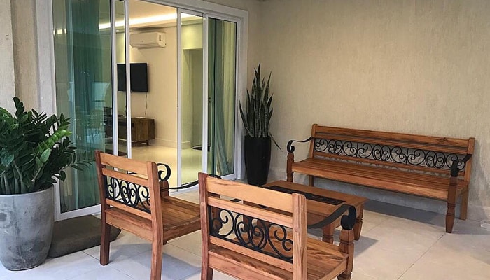 Móveis de Madeira: Mobiliário Externo Perfeito para seu Jardim