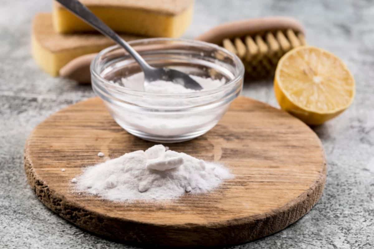 Como limpar a casa com bicarbonato de sódio?