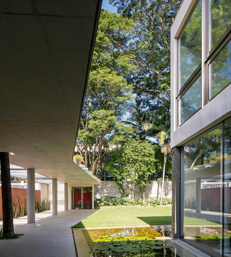 Marquise - O que é e como utilizar no projeto arquitetônico?