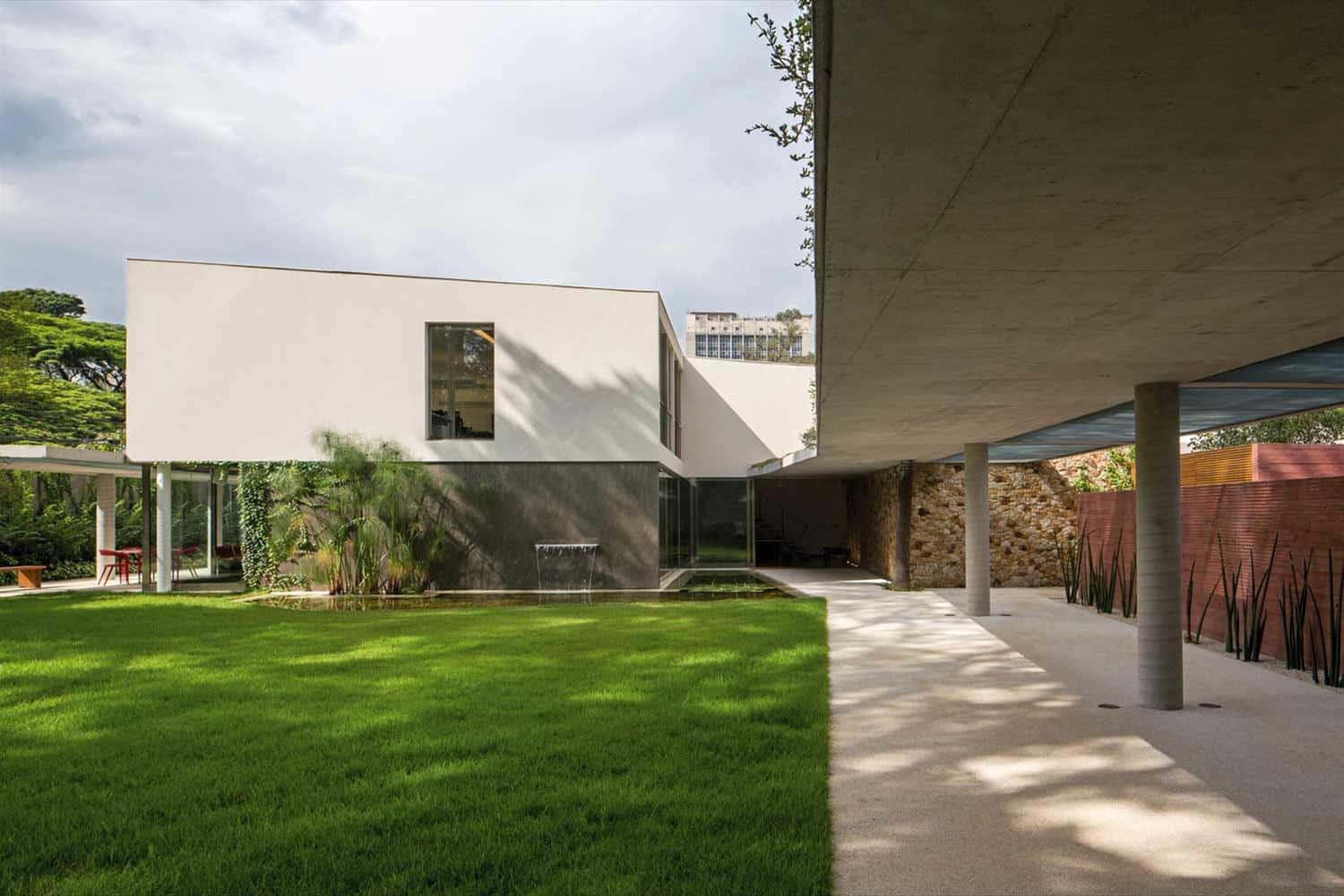 Marquise - O que é e como utilizar no projeto arquitetônico?