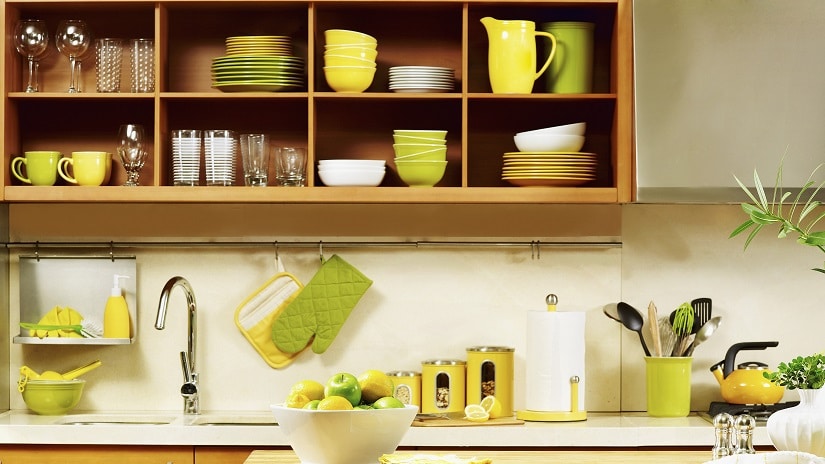 Prateleiras de cozinha: como escolher e organizar com estilo e praticidade!