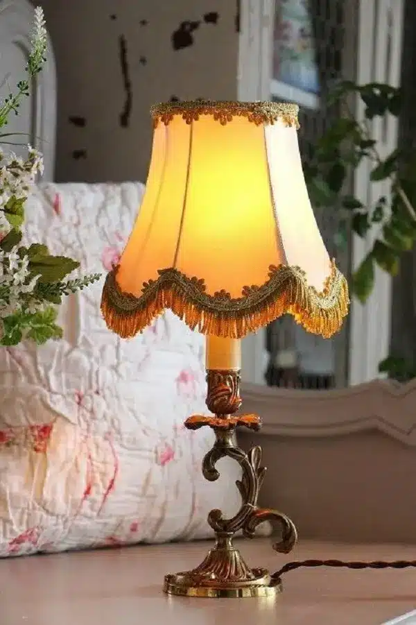 Decorand com abajur antigo abajurantigo14