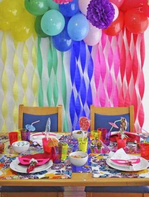 Idéias com papel crepom para decorar uma festa papelcrepom12