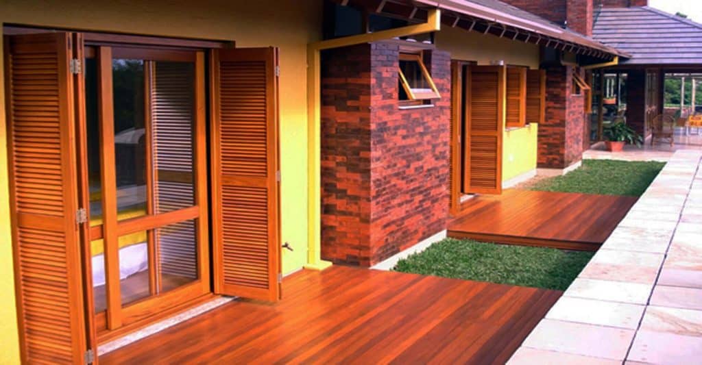 Porta balcão de madeira portabalcao