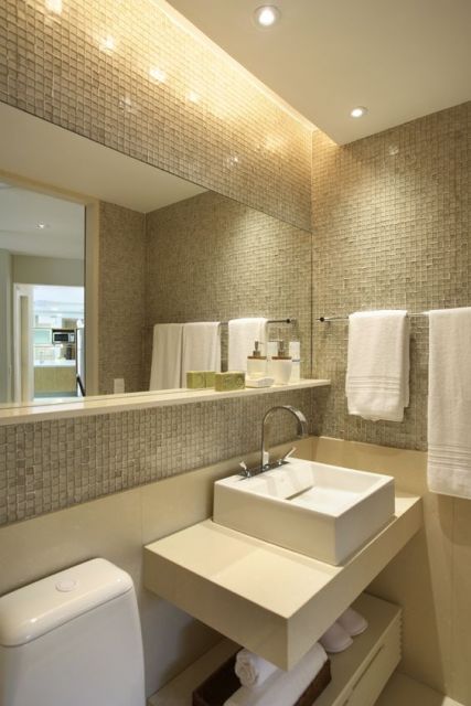 Como escolher o espelho certo no lavabo pequeno? lavabopequeno11