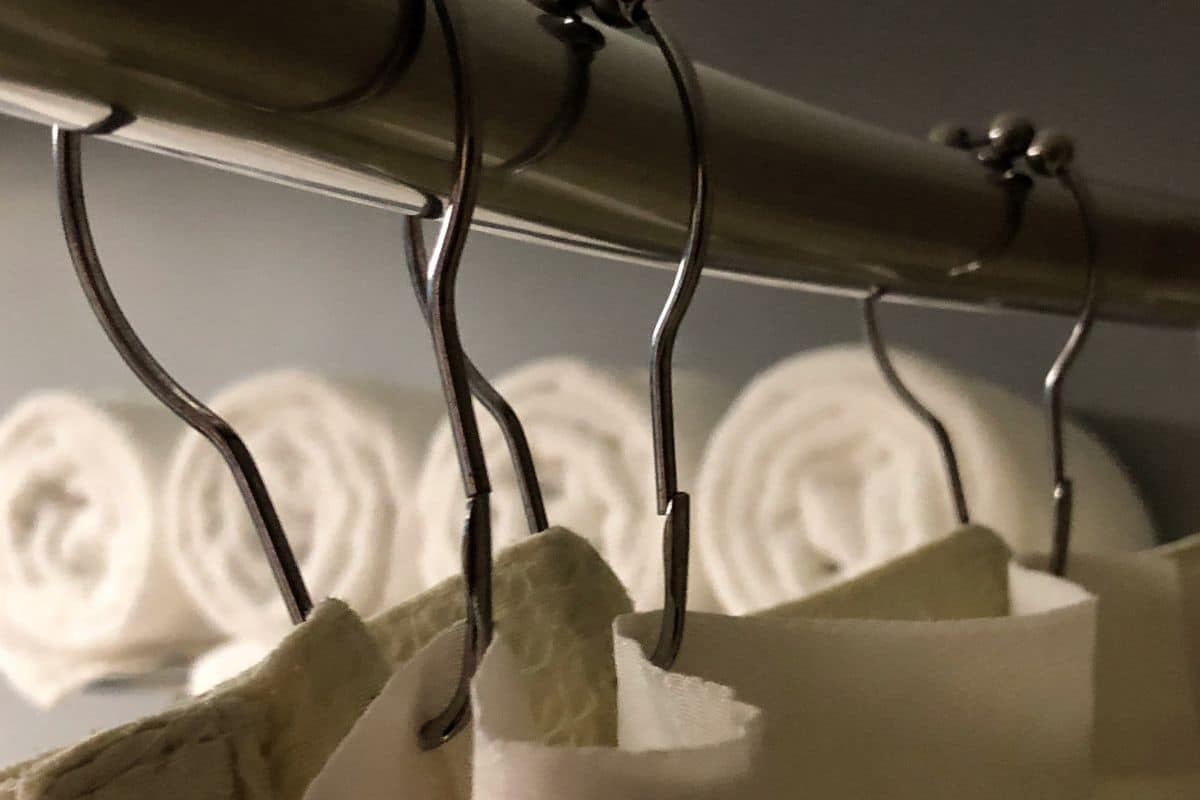 Cortina de banheiro: escolha a melhor opção para seu ambiente!