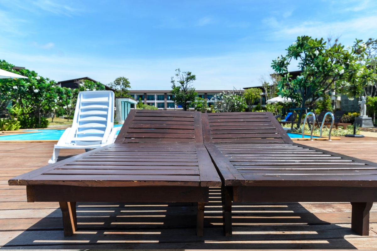 Móveis de Madeira: Mobiliário Externo Perfeito para seu Jardim Móveis de Madeira: Mobiliário Externo Perfeito para seu Jardim