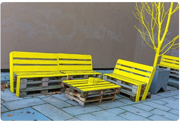 Móveis Reciclados: Sustentabilidade e Criatividade