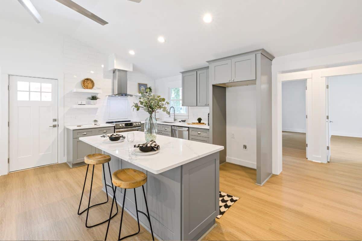 Armário de Cozinha Cinza: A Elegância que Falta na Sua Casa