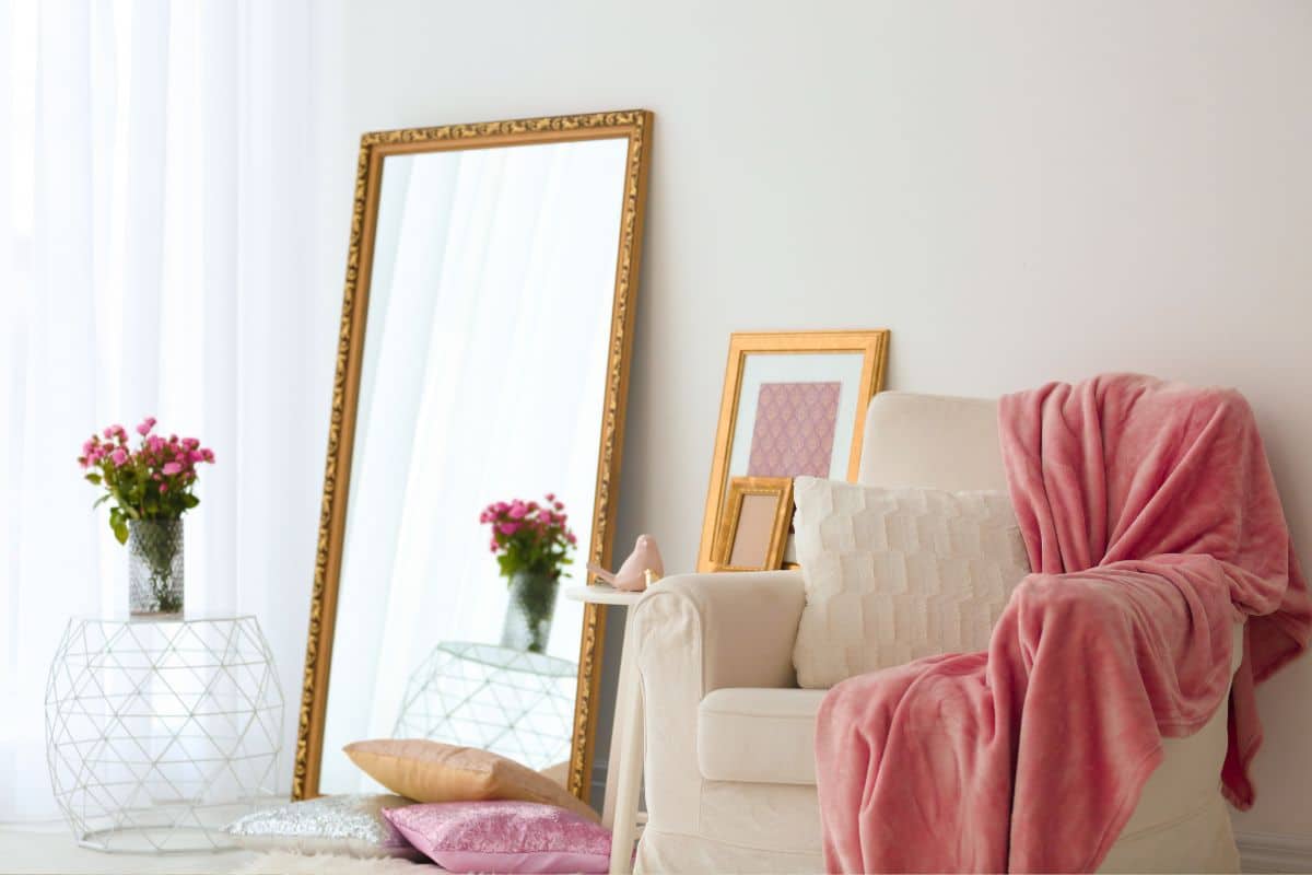 Espelhos e iluminação - 6 Estratégias para iluminar e ampliar ambientes! Espelhos na decoração: dicas para ampliar e valorizar os ambientes