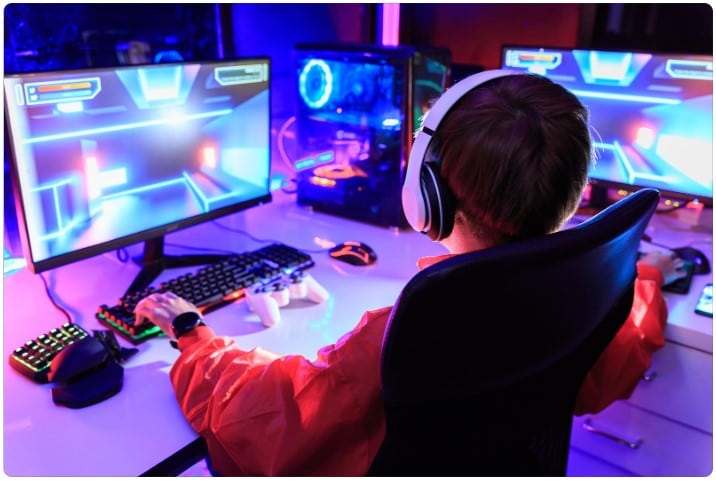 Quantas Telas devo ter no meu Quarto Gamer? Ideias de Quarto Gamer - Dicas e inspirações para criar o espaço perfeito para jogar