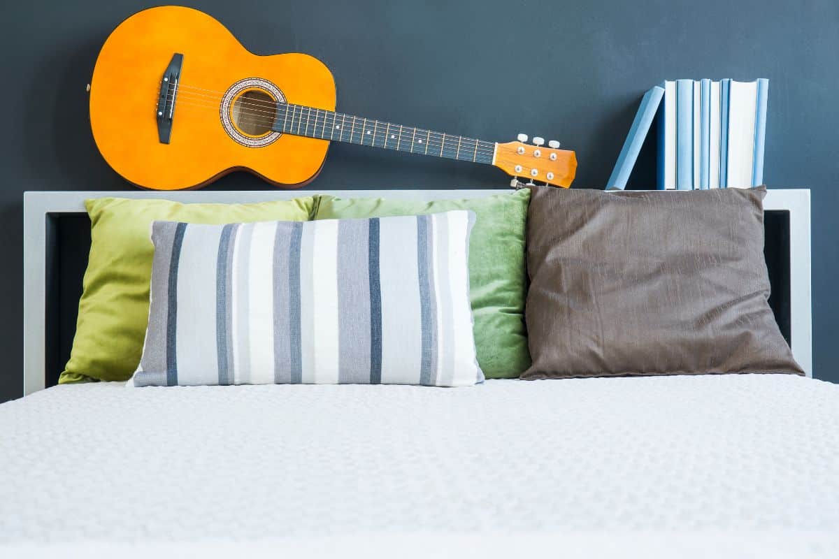 DIY: Como Fazer uma Cabeceira de Cama Personalizada