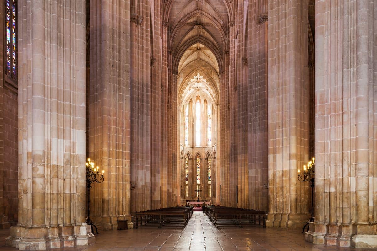 A Maravilha da Arquitetura Gótica: Mosteiro da Batalha. 8 A Maravilha da Arquitetura Gótica: Mosteiro da Batalha em Alcobaça