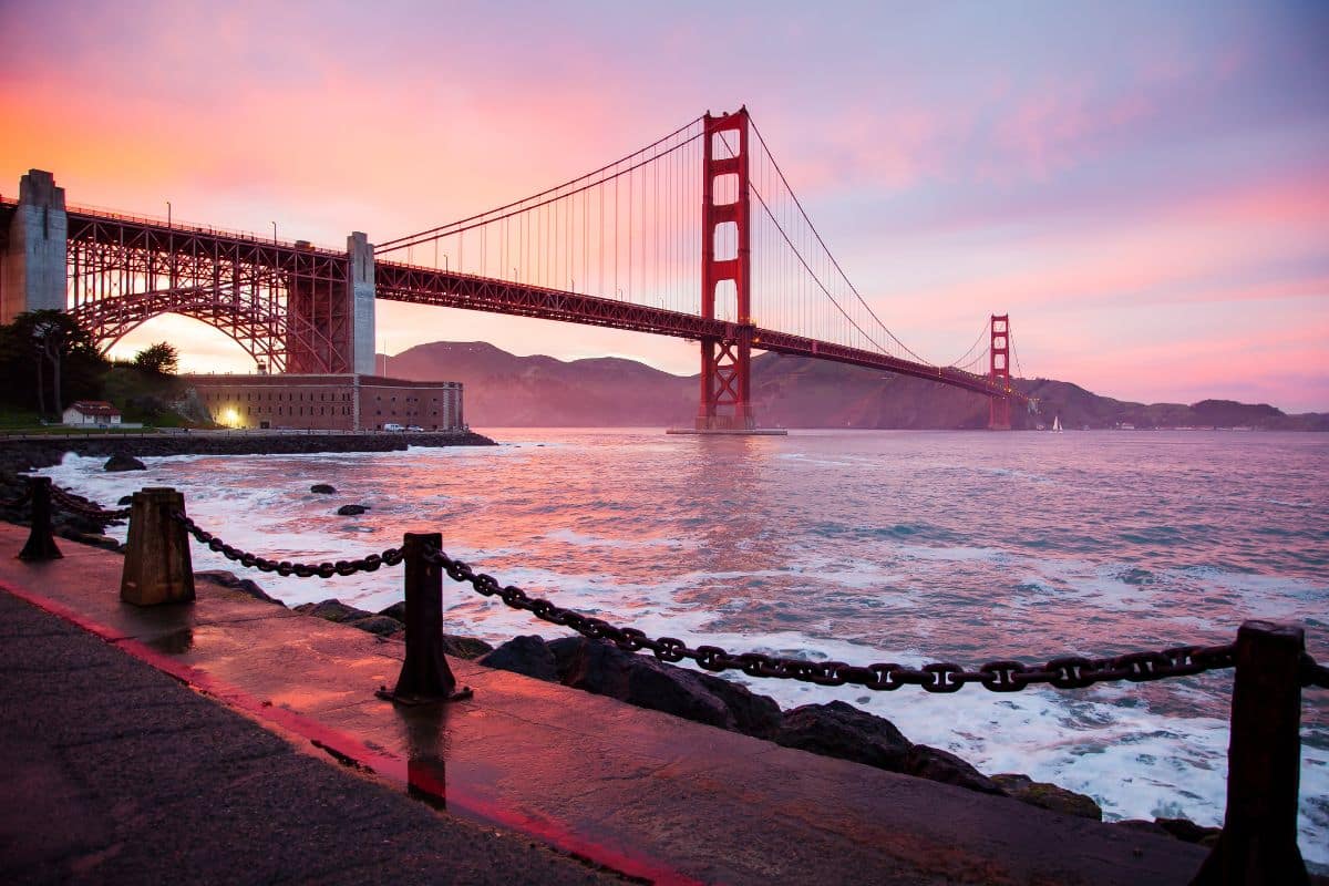 Pontes Incríveis - As 10 maiores do Mundo: Curiosidades e Histórias por Trás Delas! 3 Pontes Incríveis - As 10 maiores do Mundo: Curiosidades e Histórias por Trás Delas!