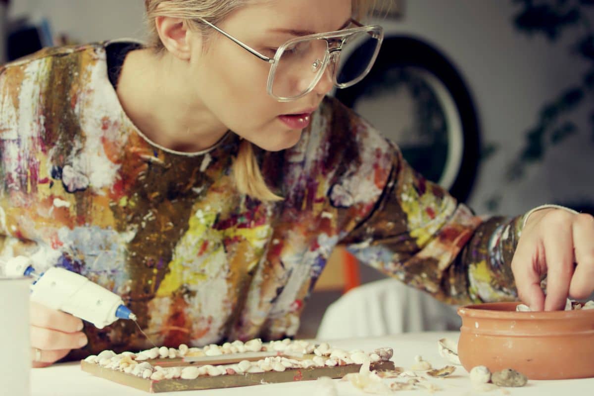 Como Fazer seus Próprios Quadros Decorativos: Guia de DIY 2 Como Fazer seus Próprios Quadros Decorativos: Guia de DIY