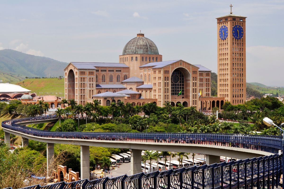 O Fascínio da Arquitetura do Santuário Nacional de Aparecida 2 O Fascínio da Arquitetura do Santuário Nacional de Aparecida