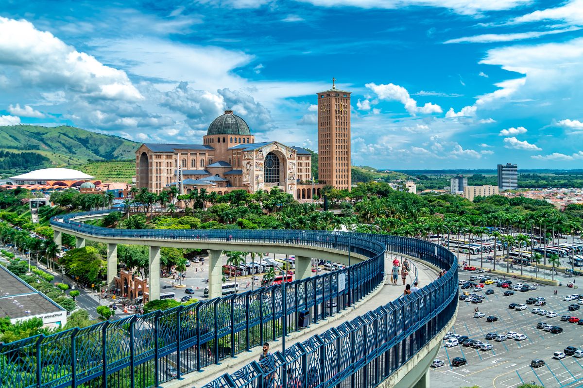 O Fascínio da Arquitetura do Santuário Nacional de Aparecida 1 O Fascínio da Arquitetura do Santuário Nacional de Aparecida