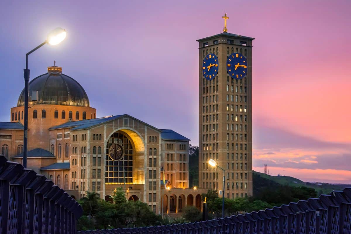 O Fascínio da Arquitetura do Santuário Nacional de Aparecida 5 O Fascínio da Arquitetura do Santuário Nacional de Aparecida