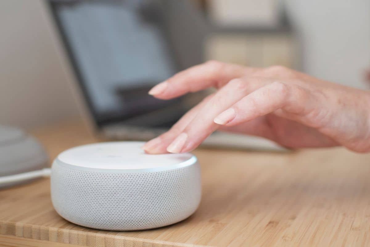 Alexa Echo Dot: Como a Amazon Está Reinventando a Vida Doméstica? Alexa Echo Dot: Como a Amazon Está Reinventando a Vida Doméstica?