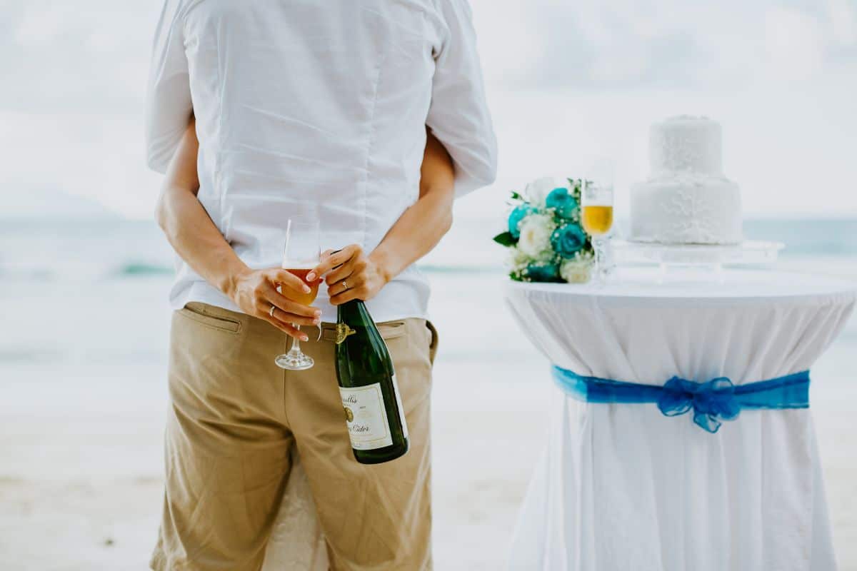 Decoração para Casamento na Praia: Como Planejar um Evento Inesquecível 14 Decoração para Casamento na Praia: Como Planejar um Evento Inesquecível