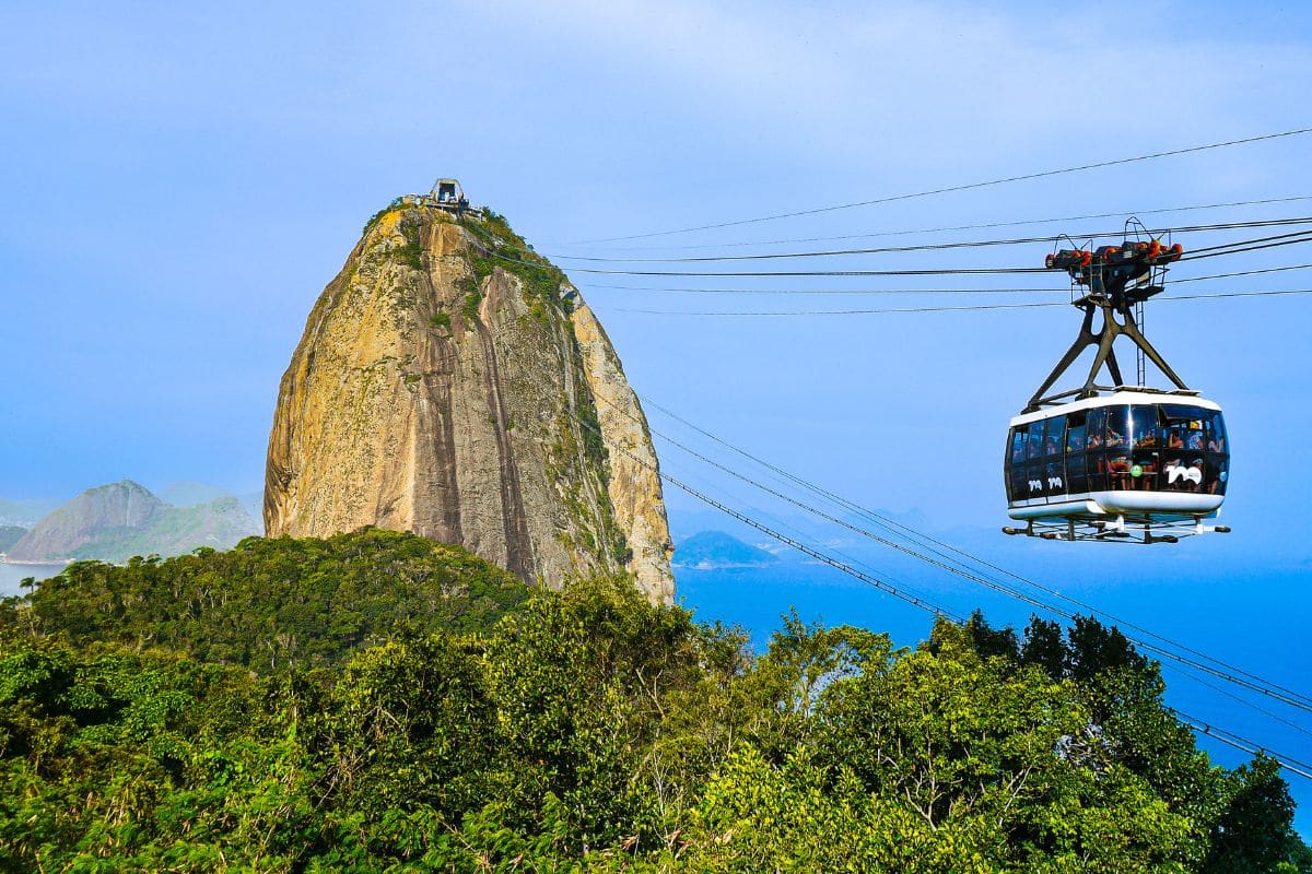 O Significado da Arquitetura do Pão de Açúcar para o Urbanismo Brasileiro 4 O Significado da Arquitetura do Pão de Açúcar para o Urbanismo Brasileiro