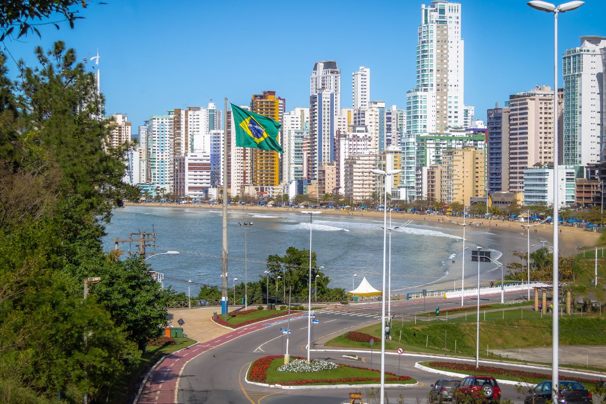As Cidades Brasileiras Mais Seguras para se Viver? Descubra os Destinos Ideais!