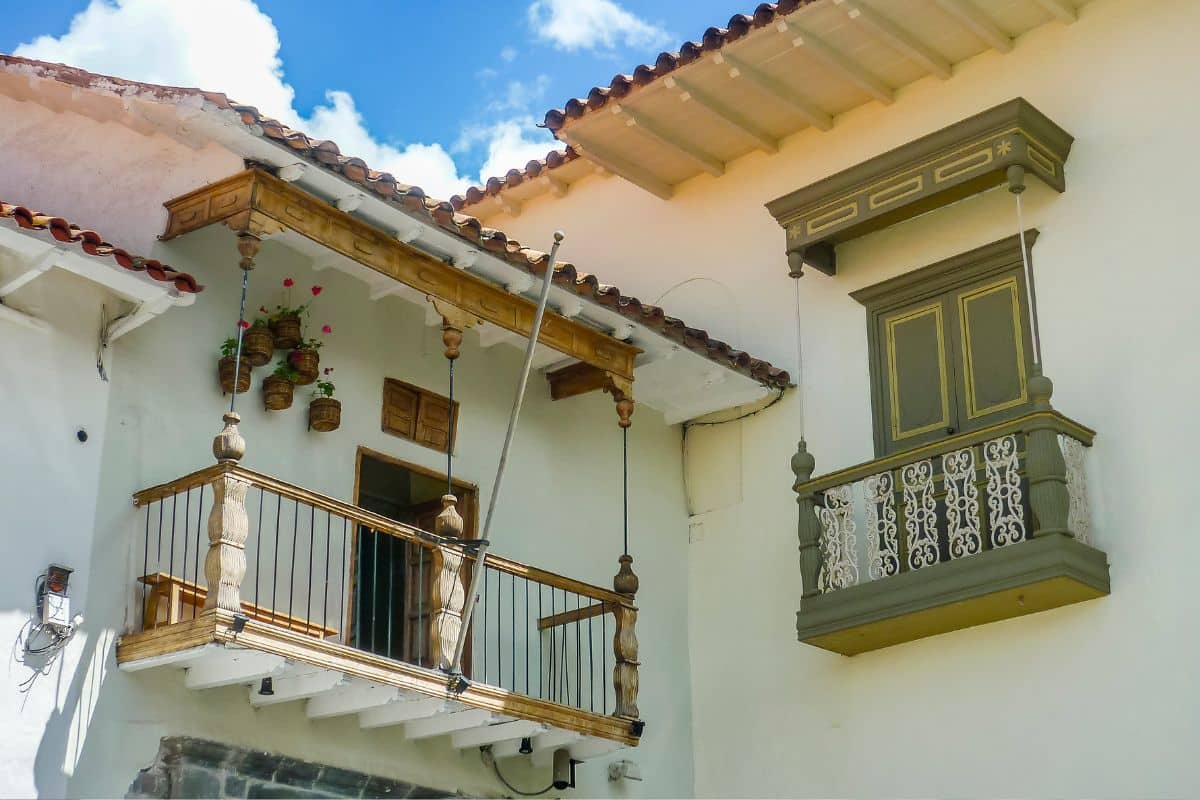 O Renascimento do Estilo Colonial: Uma Análise da Arquitetura Histórica Brasileira! 2 O Renascimento do Estilo Colonial: Uma Análise da Arquitetura Histórica Brasileira!
