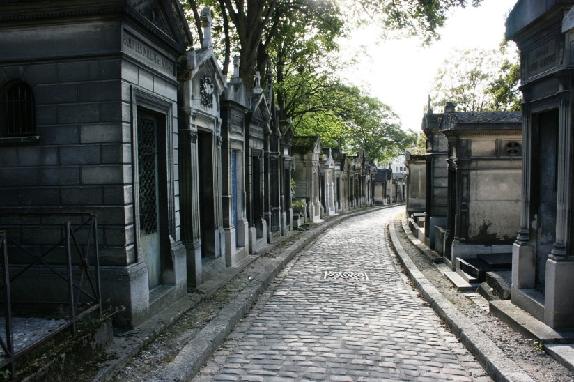 7 Curiosidades sobre O Cemitério Mais Famoso do Mundo: O Panteão de Pere Lachaise em Paris! 4 7 Curiosidades sobre O Cemitério Mais Famoso do Mundo: O Panteão de Pere Lachaise em Paris!