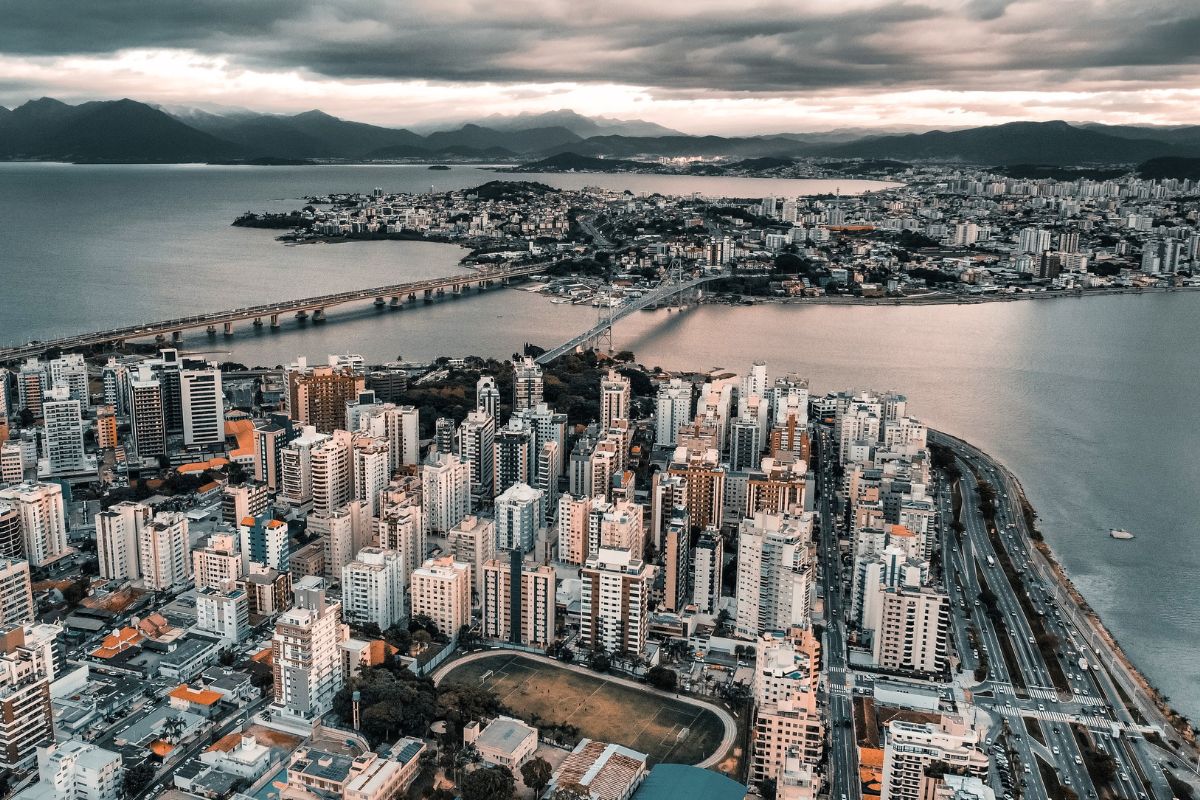 As 5 Melhores Cidades Brasileiras para Arquitetos e Designers! 6 As 10 Cidades Brasileiras com Melhor Qualidade de Vida em 2023!