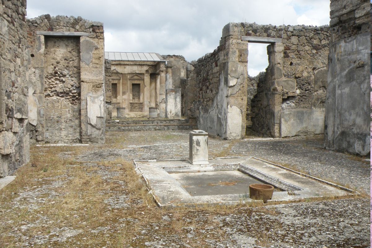 Pompeia: A Cidade Petrificada pelo Vesúvio e Seus Segredos Revelados!