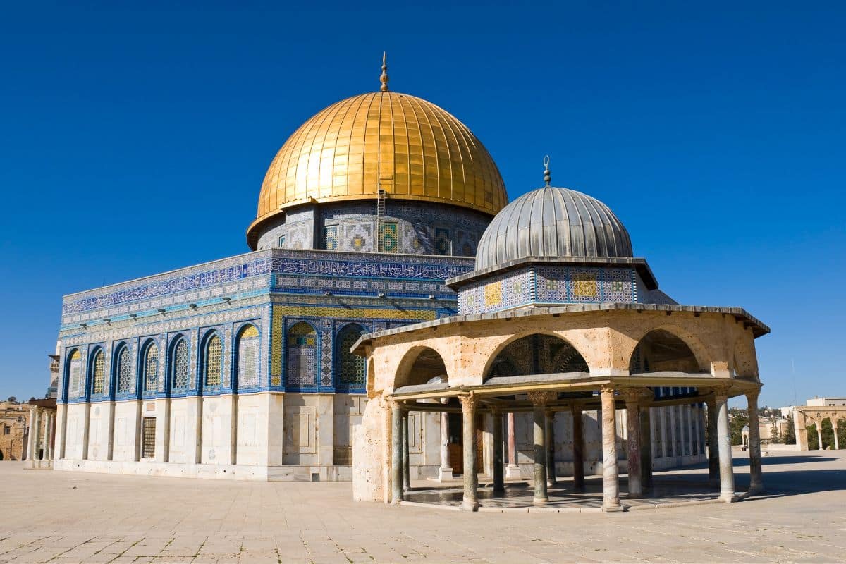 A Arquitetura Histórica de Israel: Da Antiguidade à Modernidade! 2 A Arquitetura Histórica de Israel: Da Antiguidade à Modernidade!