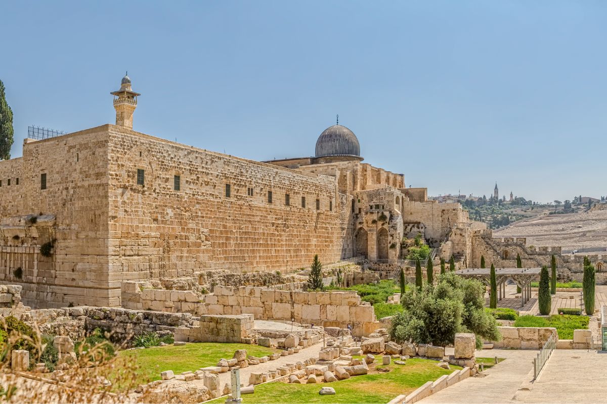 A Arquitetura Histórica de Israel: Da Antiguidade à Modernidade!
