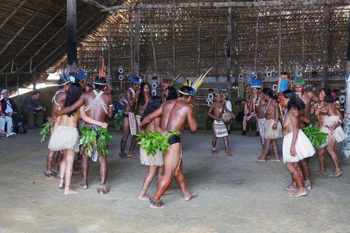 O Impacto da Cultura Indígena na Arquitetura Brasileira Contemporânea! 1 O Impacto da Cultura Indígena na Arquitetura Brasileira Contemporânea!