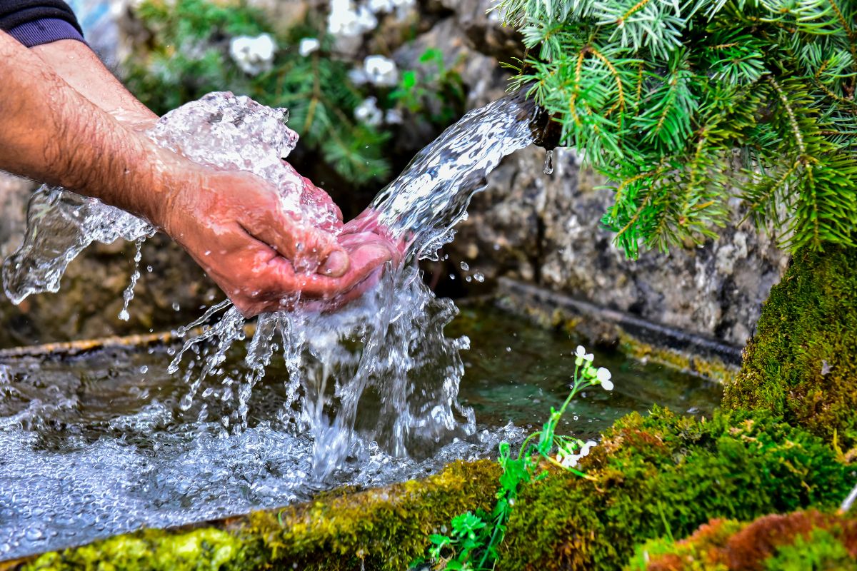 5 Benefícios de Possuir Uma Fonte de Água em Casa 1 Fonte de Água: Benefícios e Dicas para Instalar em Casa