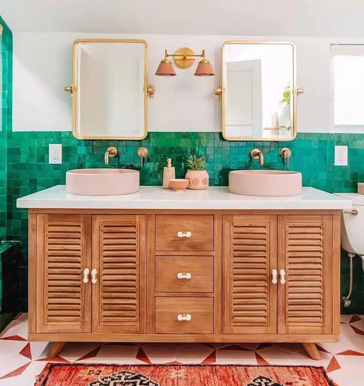 Banheiro retrô: Explore 40 ideias e crie um espaço cheio de charme e nostalgia. Veja como fazer! 18 Delicadeza nos detalhes faz com que a decoração seja um charme e ganhe destaque em casa.