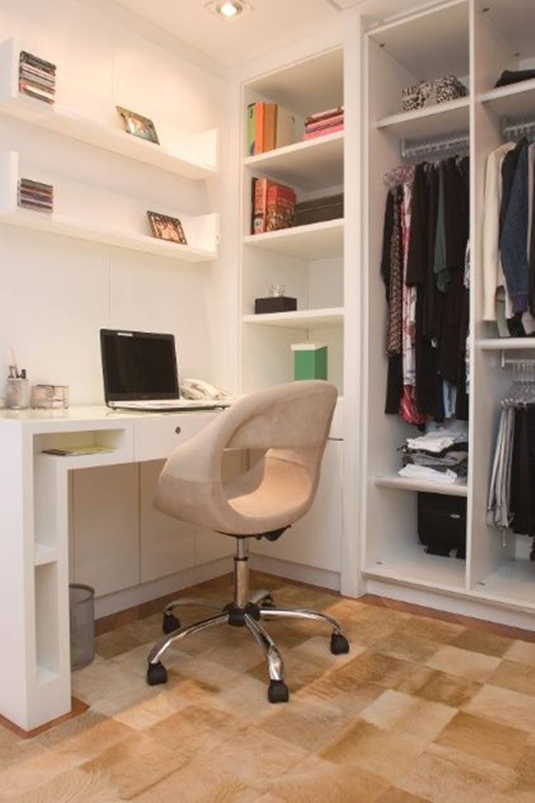 15 Modelos de Guarda-Roupa Planejado para Quartos Pequenos que Inspiram 19 Guarda-roupa planejado sem porta, ideal para quem gosta de inovar.