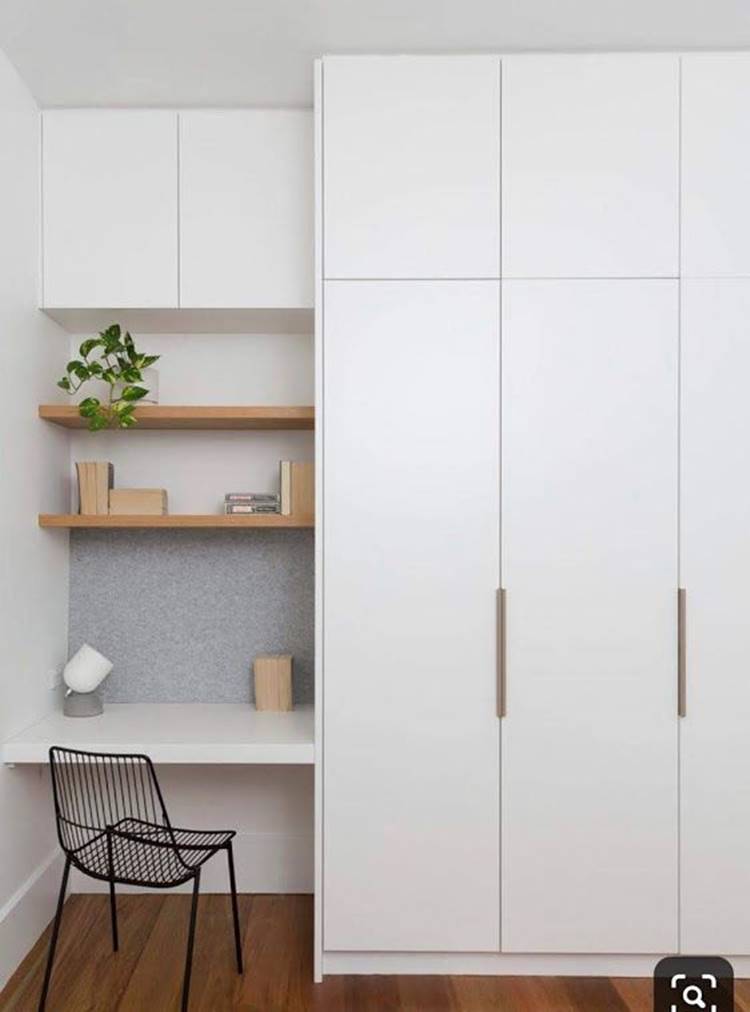 15 Modelos de Guarda-Roupa Planejado para Quartos Pequenos que Inspiram 6 Guarda-roupa planejado com escrivaninha, une funcionalidade e economia de espaço.