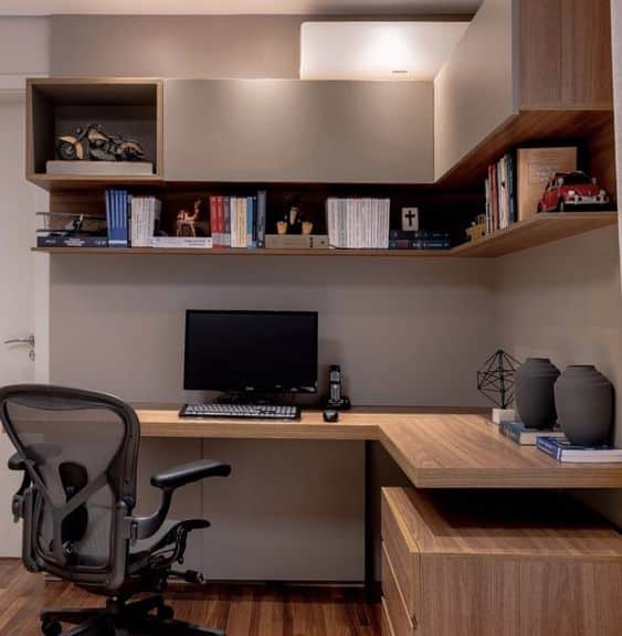 Escritório com Biblioteca: 25 exemplos para e crie um ambiente funcional e inspirador. Veja as sugestões! 2 Além da utilidade, existem diferentes maneiras de incluir uma biblioteca no escritório.
