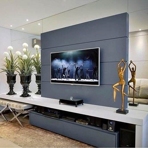 15 Ideias de Salas de TV Decoradas que Você Vai Adorar 13 Inovar na cor dos móveis pode dar um toque especial na decoração da sala de TV!