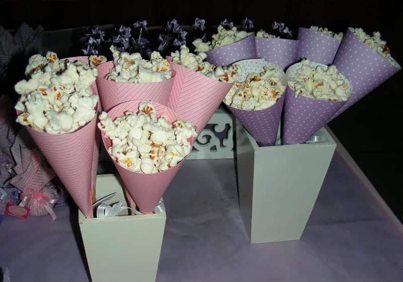 Festa de Aniversário Simples: Ideias Criativas para Celebrar com Estilo 7 Cone para pipoca